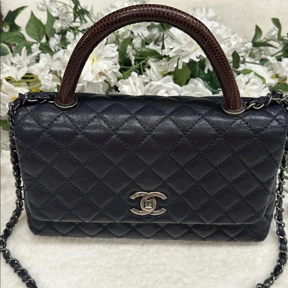 Navy blue Chanel coco handle - Picture 2 of 13